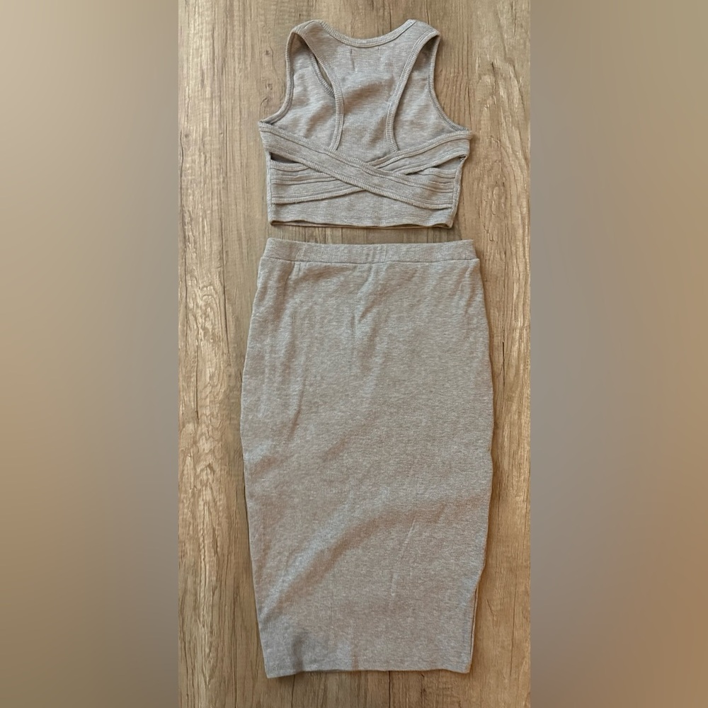 Rehab Skirt Set - Picture 2 of 2